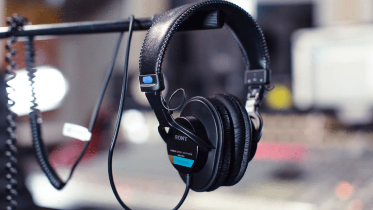 Best Headphone for podcasts